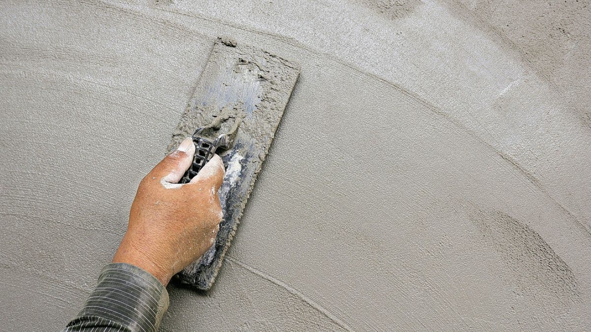 Expert Plastering & Skim Coating - Redefine Space Pte Ltd